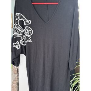 KLd. Signature Black tunic length Top Rhinestone Fluer-de-Lis Embellished